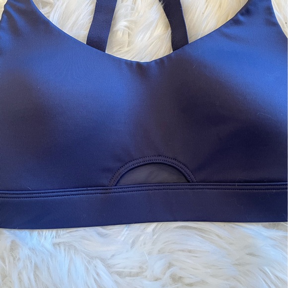 NWOT VICTORIA SECRET SPORT BLUE ACTIVE SPORTS BRA SIZE S - Picture 2 of 10
